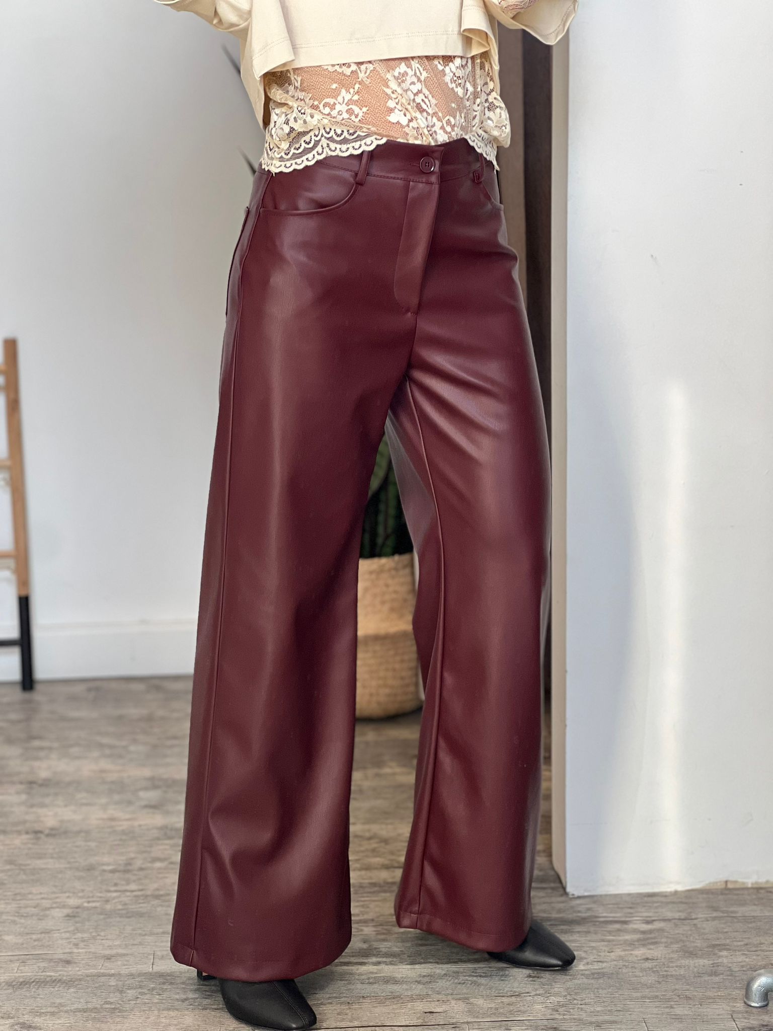 Pantaloni ecopelle vicolo outlet